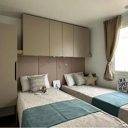 אוהל מפואר Simami Resort Caldarola